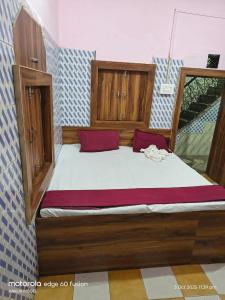 Postel nebo postele na pokoji v ubytování Annu Bhai Sewa Sadan + 26 fotografií