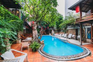 Πισίνα στο ή κοντά στο Villa Cha-Cha Banglumphu