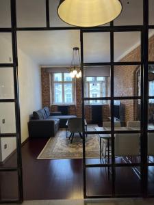 Fotografie z fotogalerie ubytování Loft Apartments Rynok sqr 19 v destinaci Dobrovelychkivka