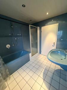 Bilik mandi di Rodgau Home & Work