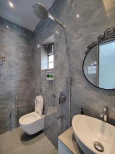 Ένα μπάνιο στο Exotica Stays