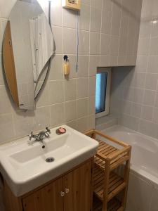 Ένα μπάνιο στο Ferienwohnung Julianna
