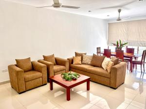 Posezení v ubytování Araliya by VS - 2 Bedroom Apartment in Panadura + 11 fotografií