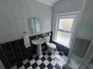 Koupelna v ubytování Corner House Accommodation