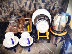 Kohvi ja tee valmistamise võimalus majutusasutuses Leam Sai Bungalows Koh Yao Noi