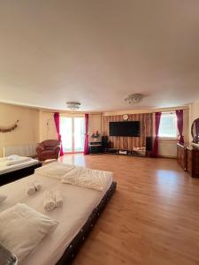 Postel nebo postele na pokoji v ubytování Sabina house