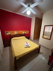 Ένα ή περισσότερα κρεβάτια σε δωμάτιο στο Hotel Namuncura Termal