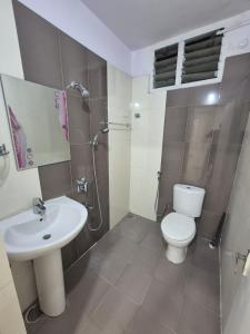 Un baño de Serenity Suite by Natti's group
