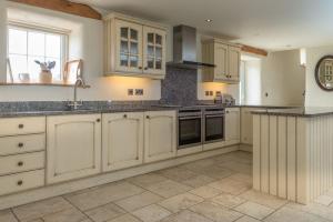 Gallery image of Mynachdy-Sarn in Sarn