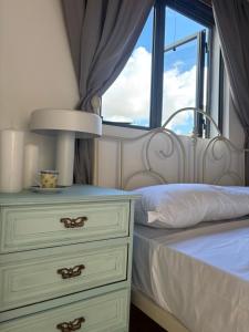 Ένα ή περισσότερα κρεβάτια σε δωμάτιο στο 300 year old Townhouse near Mdina +28 φωτογραφίες