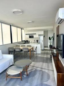 Η κουζίνα ή μικρή κουζίνα στο Apartment New with Pool and Parking in Palermo Plaza Serrano