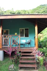パペトアイにあるBlue Bungalow Mooreaの緑の家 +18枚の写真