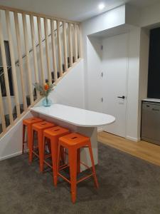 Fotografie z fotogalerie ubytování Luxury 2 Bed 2 Bath Townhouse Central Christchurch v Christchurchu