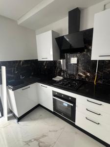 Η κουζίνα ή μικρή κουζίνα στο Jawharet karam