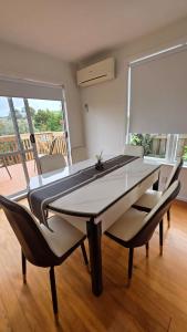 Bordtennis på Northshore Central Cosy & Comfortable 3BR Home eller i nærheden + 58 billeder