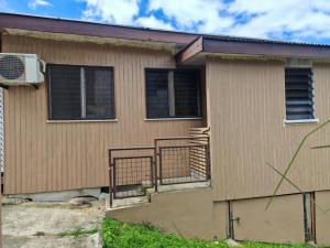 Budova, kde se apartmán nachází + 5 fotografií