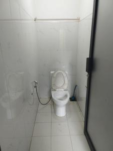 Koupelna v ubytování Huluganga Ella Resort - Geesh Residence + 2 fotografie