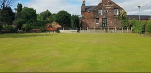 Κήπος έξω από το The Chetwode Arms +1 φωτογραφίες