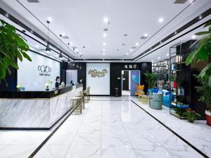Лобби или стойка регистрации в Xana Lite Hotelle Tianjin Huaming Binhai International Airport