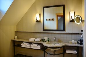 Vannituba majutusasutuses Moose Hotel and Suites