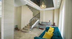 Χώρος καθιστικού στο Golden Nugget Tbilisi