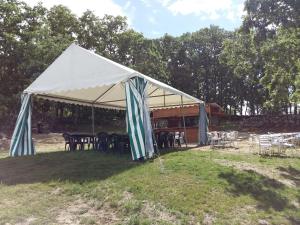 A patio or other outdoor area at Las Casitas de las Arribes