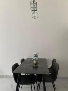 Fotografie z fotogalerie ubytování Sky House BSD Apartment - 3 Bedroom Type v destinaci Samporo