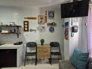 Gallery image of 913Cityscape located at city center in Bacolod