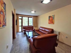 Khu vực ghế ngồi tại Margarita Mountain Apartments