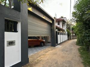 البناء الذي يحتوي الفيلا +12 صورة