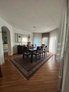 Posezení v ubytování Villa Miševići