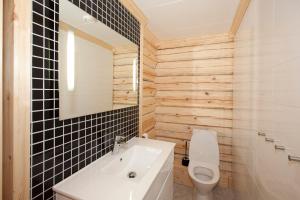 Ένα μπάνιο στο Timmervillan Funäsdalen +17 φωτογραφίες