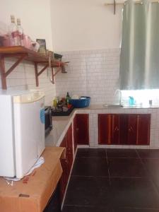 Η κουζίνα ή μικρή κουζίνα στο Smart Villa Mgala +22 φωτογραφίες