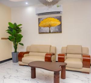 Gallery image of DEEL Comfort Inn in Dar es Salaam +4 photos