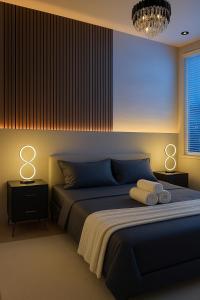 Voodi või voodid majutusasutuse 3 KING Beds Free parking Stay close and stay cozy toas +2 fotot