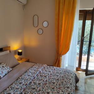 Postel nebo postele na pokoji v ubytování Beyond the 7tower + 36 fotografií