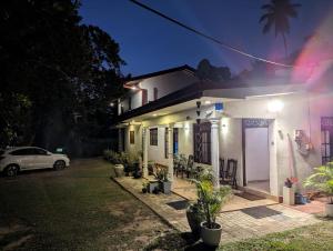 Budova, kde se apartmán nachází + 7 fotografií