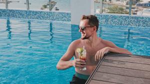 Επισκέπτες που μένουν στο Arrival Beach and Spa