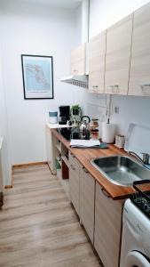 Køkken eller tekøkken på Chrobry Square Apartament + 8 billeder