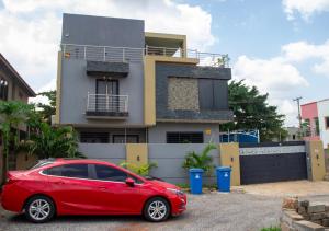 Imagen de la galería de Kenest Villa, Oyarifa Estate - Accra Gh, en Oyarifa