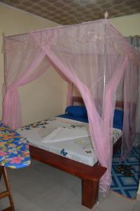 Fotografie z fotogalerie ubytování VICTOR & VICTORY GUEST HOUSE DAMAS-RAIL OBOBOGO Source v destinaci Yaoundé