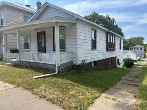 Imagen de la galería de Cozy Burlington Home near Downtown, en Burlington