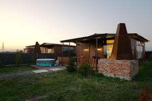 Afbeelding uit fotogalerij van Sky Cabins Ranch in Gamarjveba