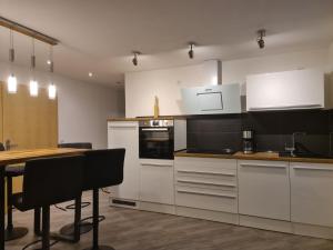 Kuchyň nebo kuchyňský kout v ubytování Ferienwohnung Tannert, 3-Raum Wohnung mit eigener Sauna