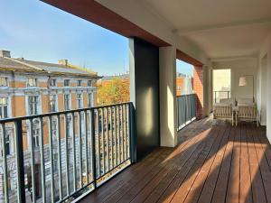 Balkoni atau teres di Blisko PreZero Arena - Apartament przy Rynku z tarasem premium