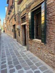 Cartierul din jurul sau un cartier din apropierea acestui apartament