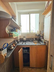 Η κουζίνα ή μικρή κουζίνα στο Hassan Rabat Apartment