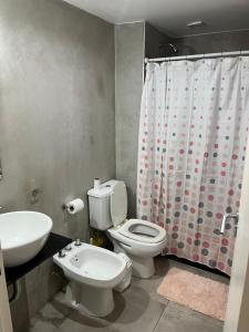 Ένα μπάνιο στο Departamento Nani