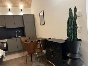 Galeriebild der Unterkunft Central Premium Renovated Apartment in Wien + 19 Fotos