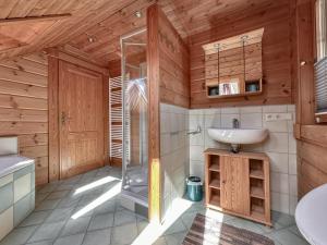 a bathroom with a sink and a shower at Bavaria in Teunz +33 photos